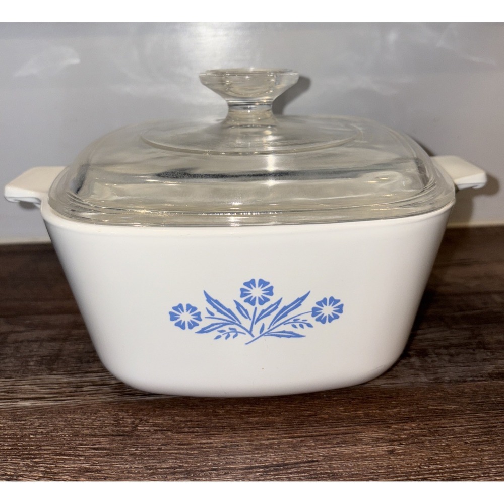 Vintage CorningWare BLUE CORNFLOWER 1.75 Quart P-1-3/4-B With Lid